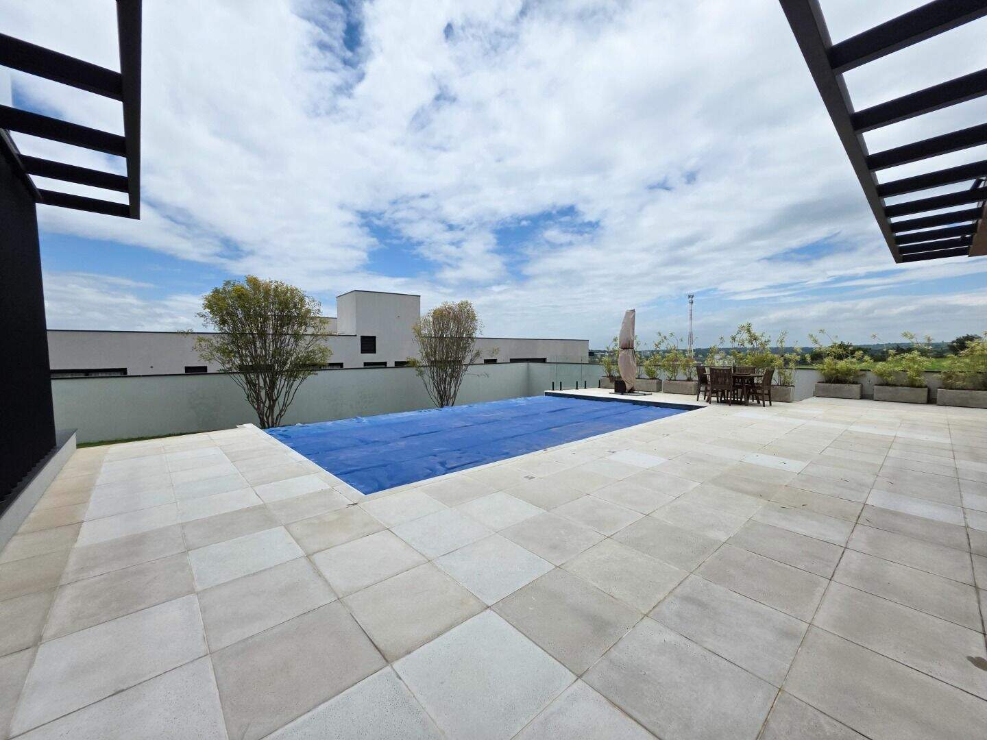 Casa no Residencial Parque Campos de Santo Antônio II, em Itu disponível para para aluguel | Grupo Kaion: 