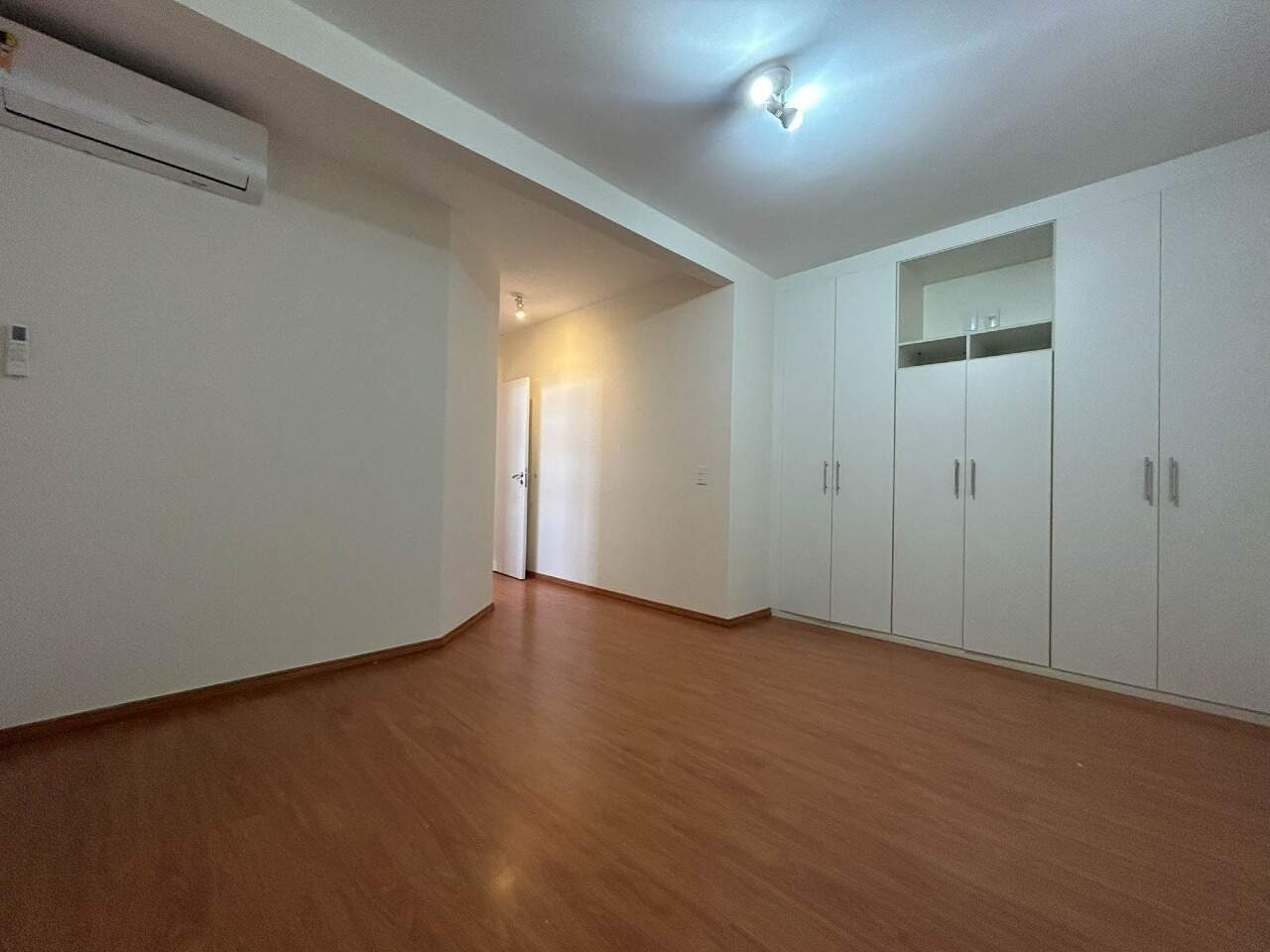 Casa no Condomínio Fechado Hermenegildo Milioni, em Salto disponível para para aluguel | Grupo Kaion: 
