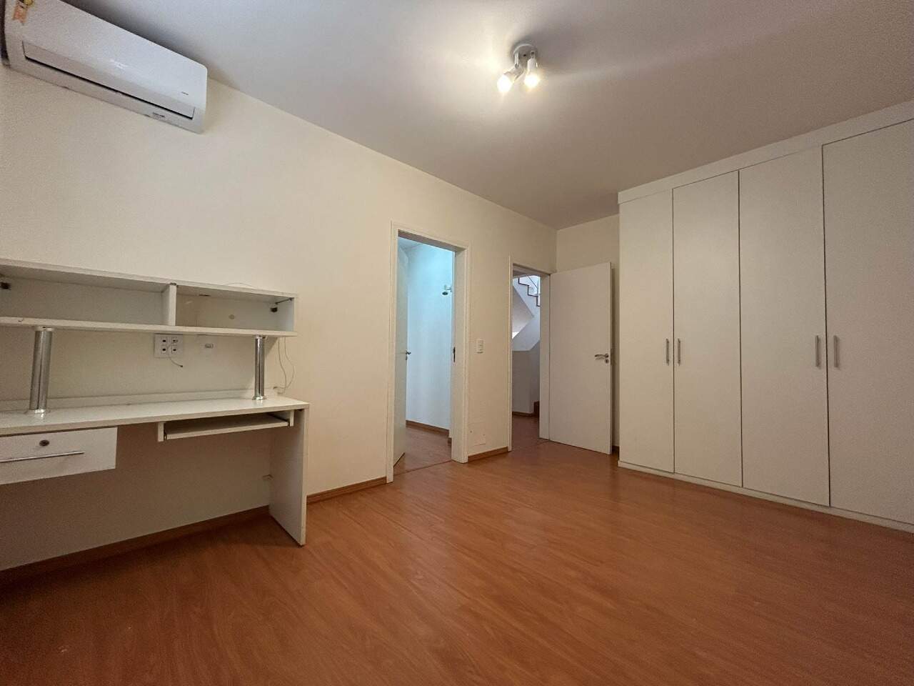 Casa no Condomínio Fechado Hermenegildo Milioni, em Salto disponível para para aluguel | Grupo Kaion: 
