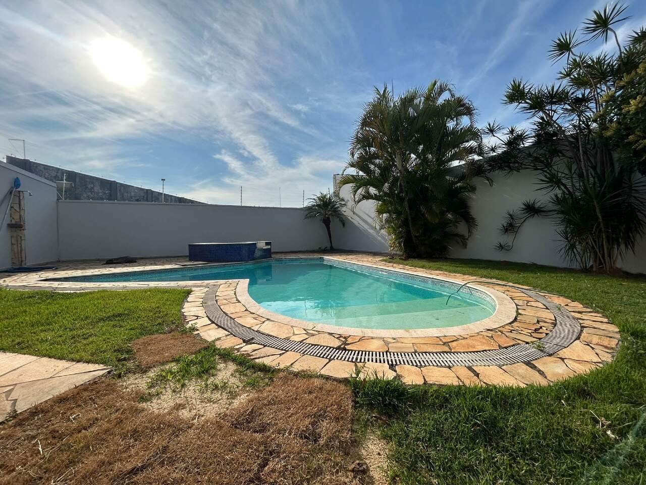 Casa no Condomínio Fechado Hermenegildo Milioni, em Salto disponível para para aluguel | Grupo Kaion: 