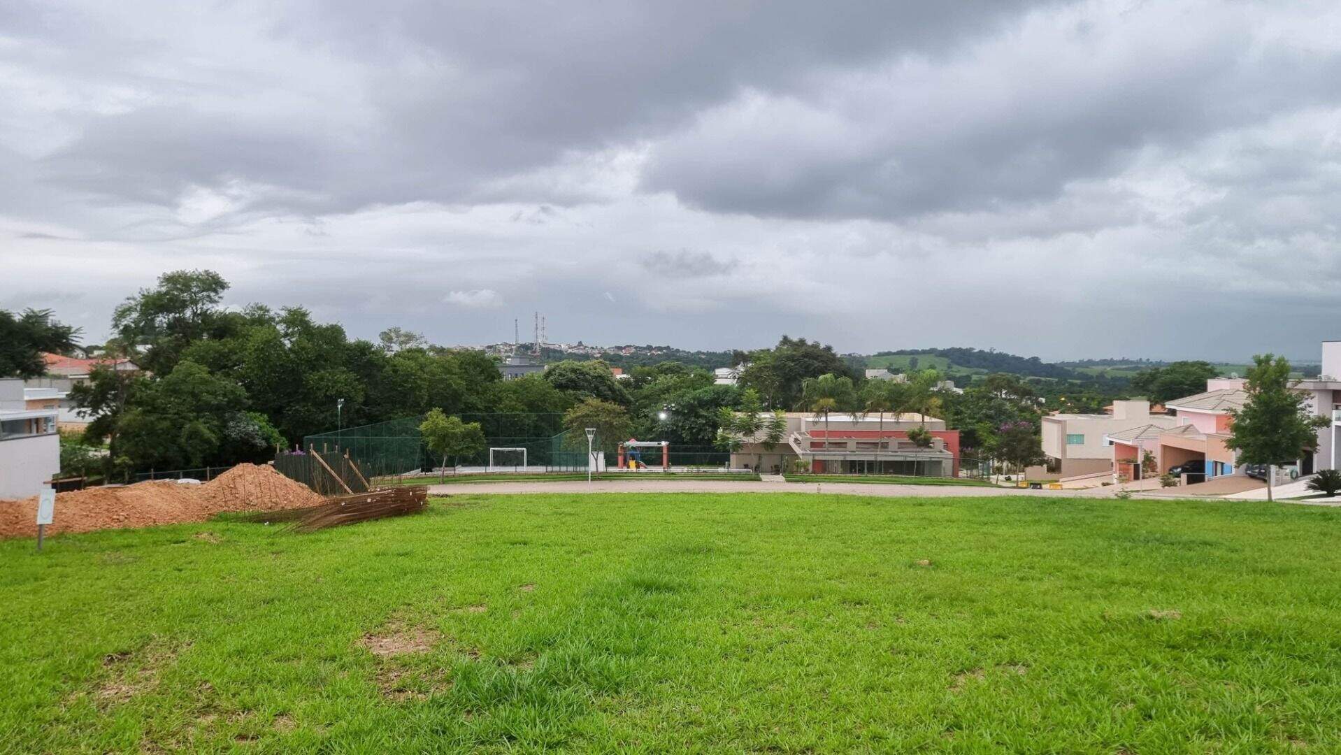 Terreno no Brasil, em Itu disponível para à venda | Grupo Kaion: Terreno à venda em Itu no Condomínio Vila dos Manacás
