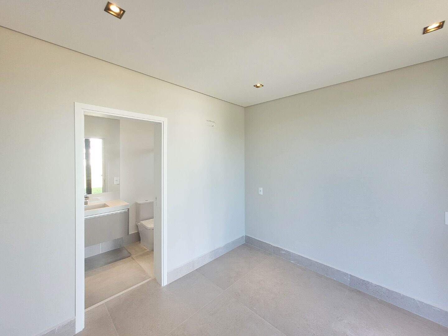 Casa no Condomínio Villas do Golfe, em Itu disponível para à venda | Grupo Kaion: Casa à venda no Condomínio Villas do Golfe em Itu