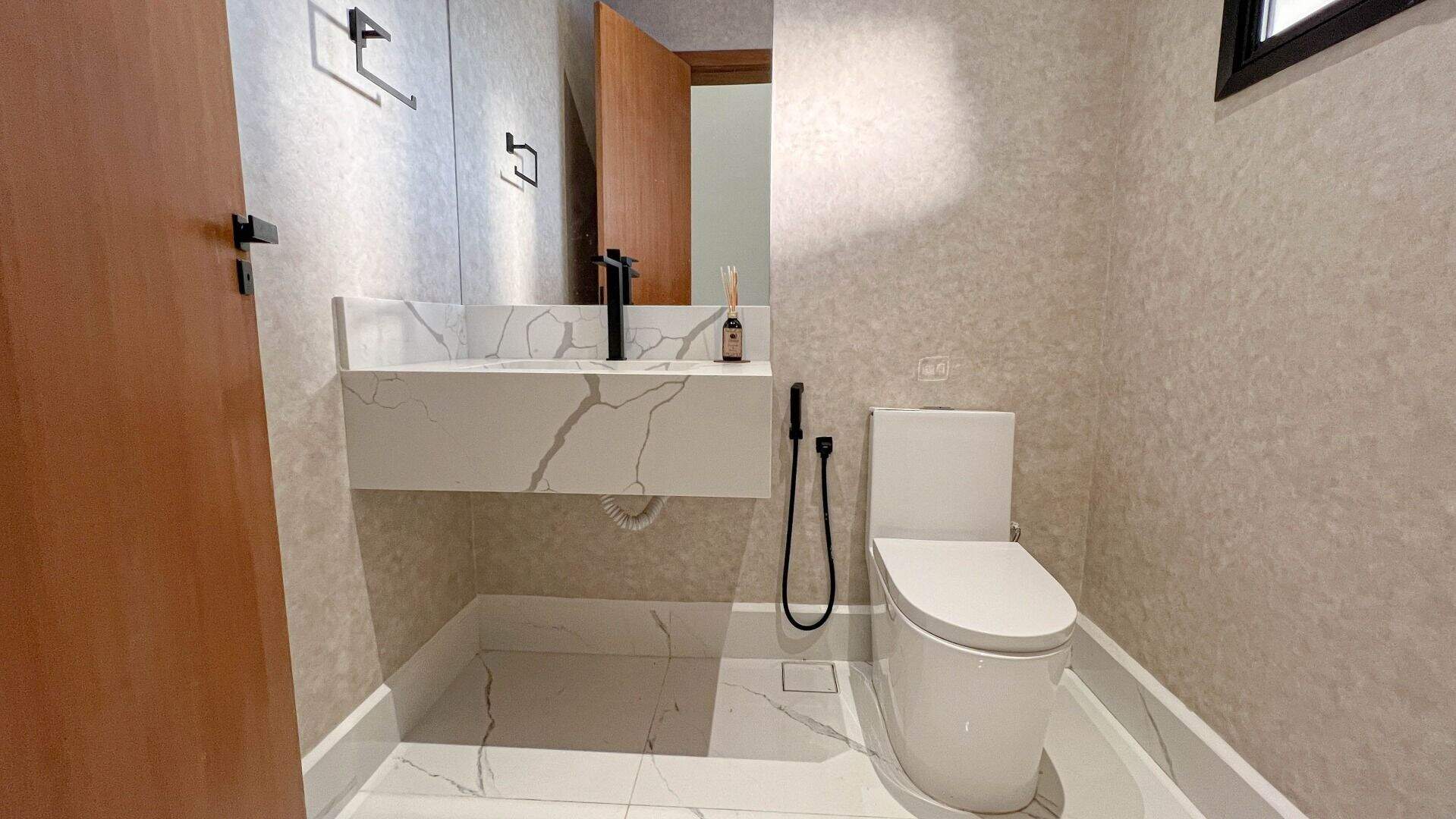 Casa no Condomínio Villas do Golfe, em Itu disponível para à venda | Grupo Kaion: 