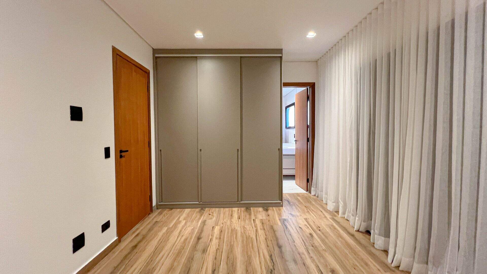 Casa no Condomínio Villas do Golfe, em Itu disponível para à venda | Grupo Kaion: 