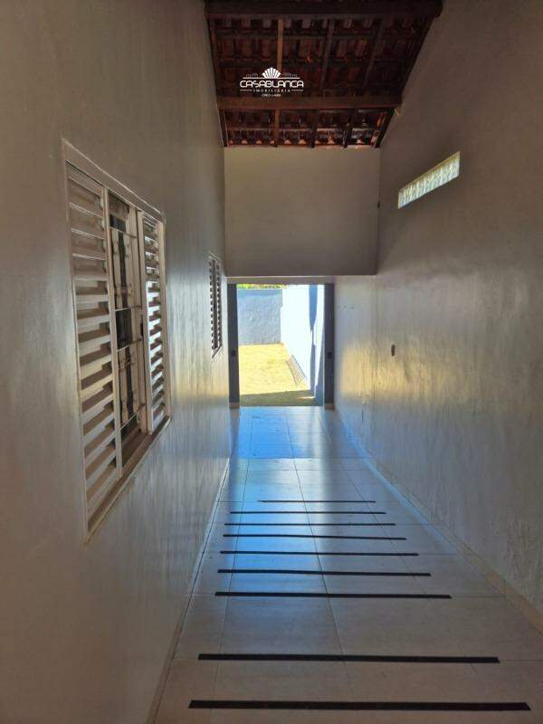 Casa à venda no CASTELANDIA V: 