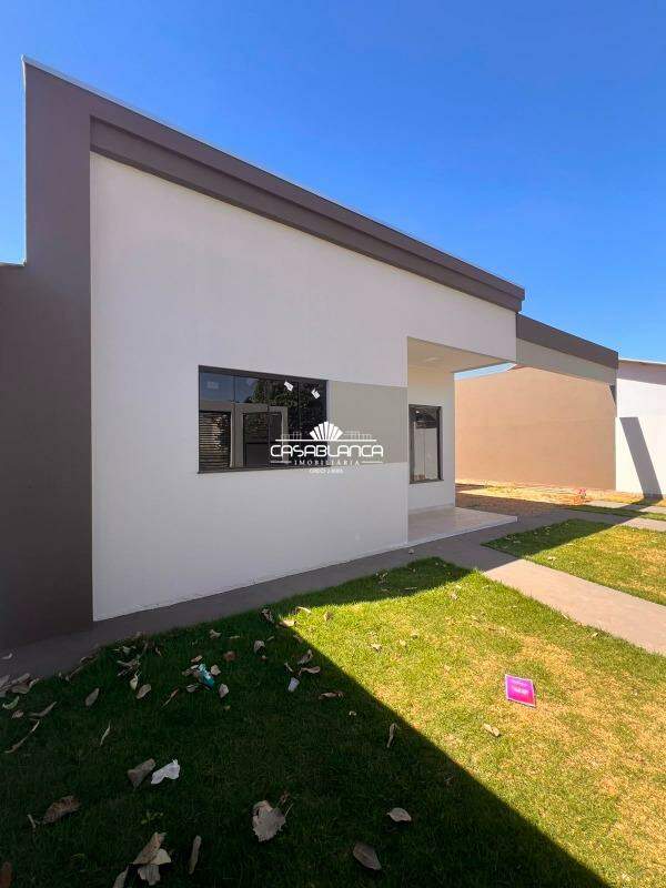 Casa à venda no Primavera III: 
