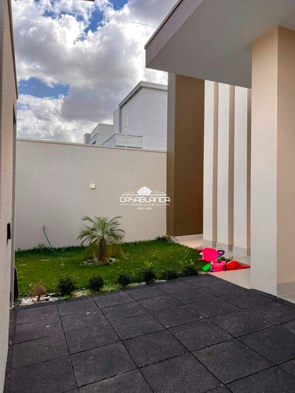 Casa à venda no Poncho Verde III: 