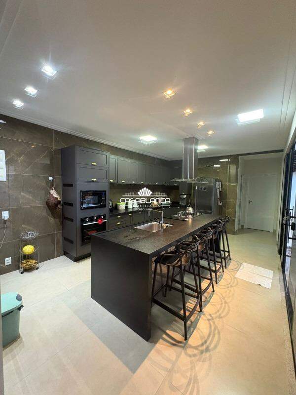 Casa à venda no Jardim Luciana: 
