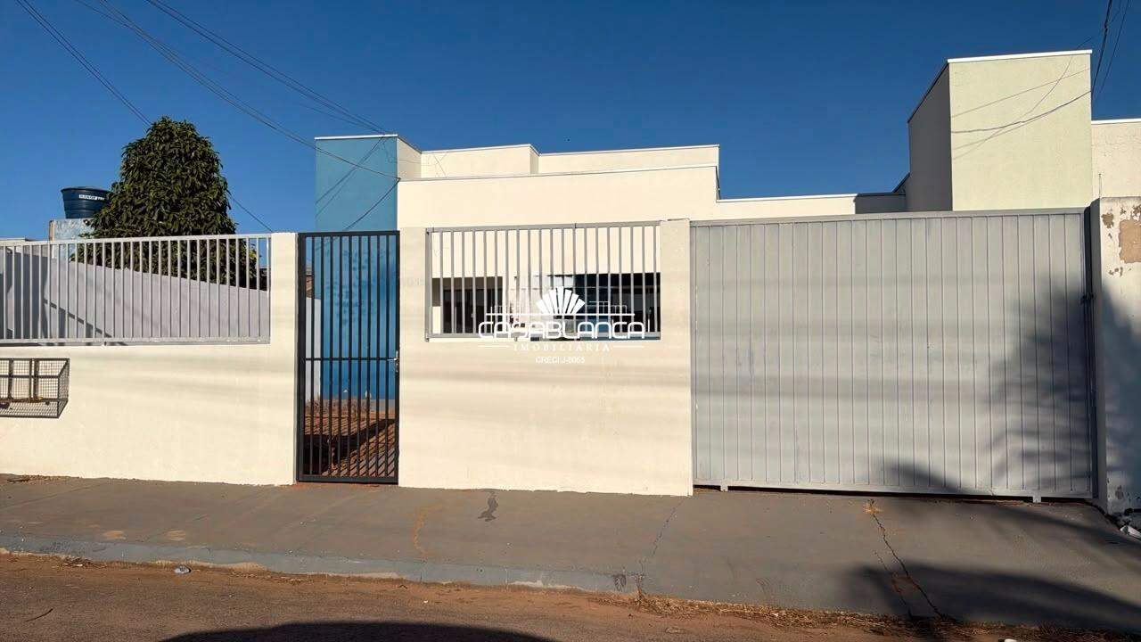 Casa para aluguel no Primavera III: 