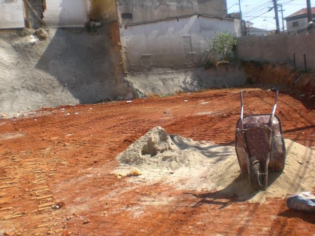 Terreno à venda no Saúde: 