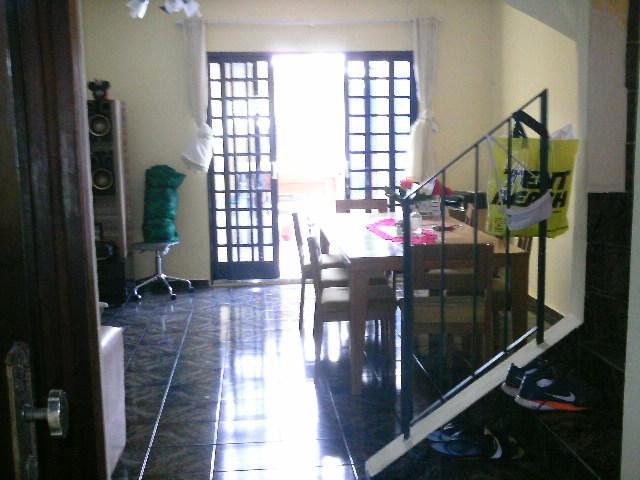 Sobrado à venda no Paulicéia: 