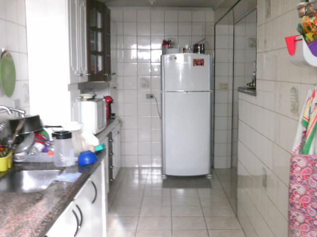 Sobrado à venda no Paulicéia: 