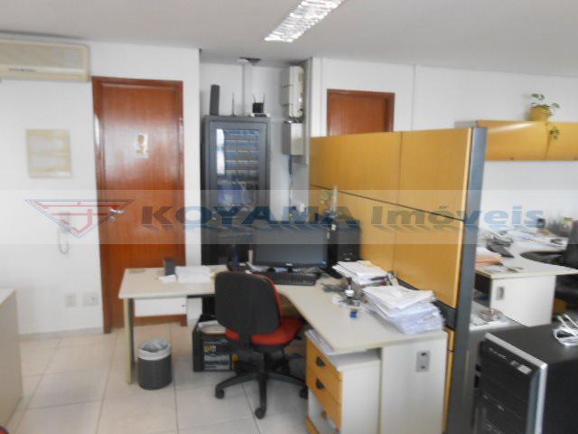 Sala à venda no Parque Imperial: 