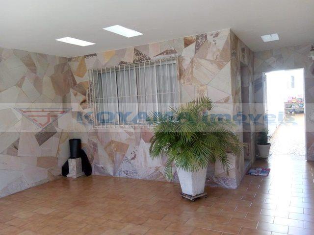 Sobrado à venda no Vila Brasílio Machado: 