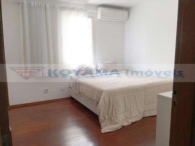 Sobrado à venda no Bosque da Saúde: 