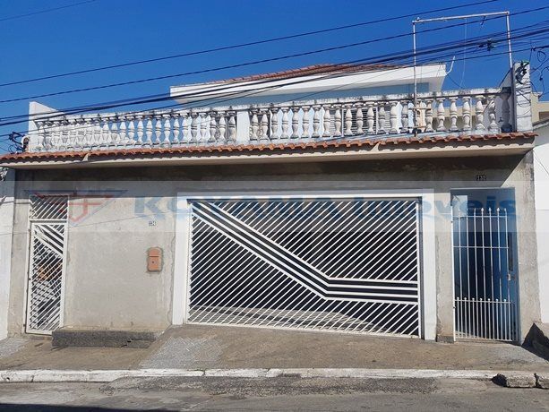 Sobrado à venda no Vila Liviero: 