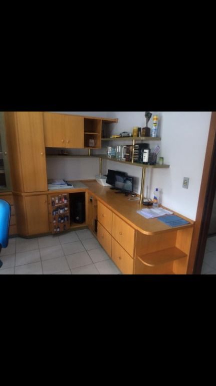 Prédio à venda no Centro: 