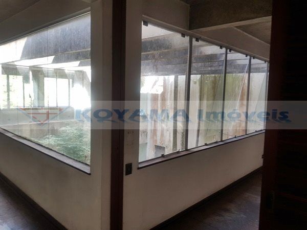 Sobrado à venda no Jardim Leonor: 