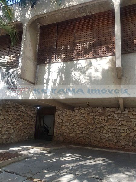 Sobrado à venda no Jardim Leonor: 