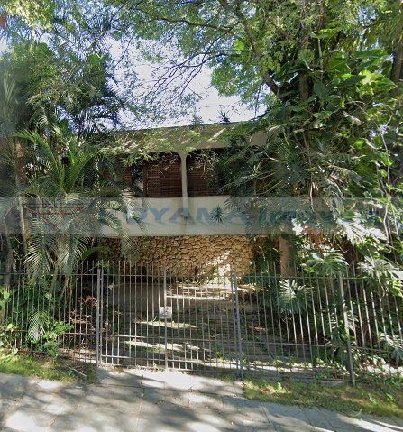 Sobrado à venda no Jardim Leonor: 