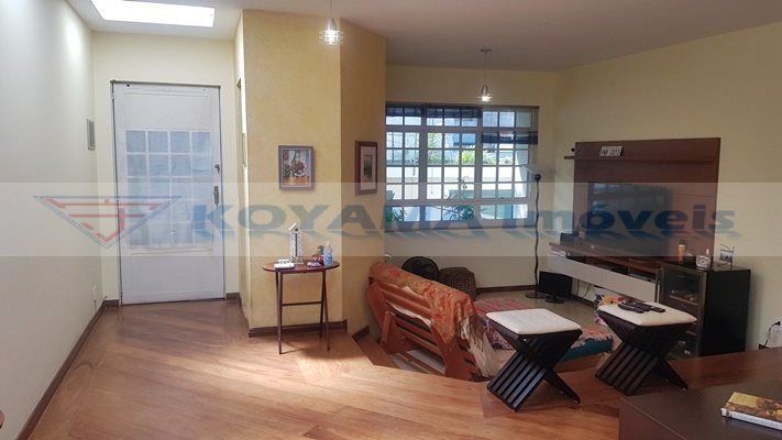 Sobrado à venda no Saúde: 