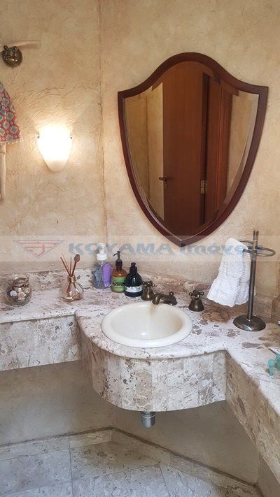 Sobrado à venda no Saúde: 