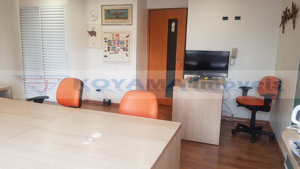 Sala à venda no Saúde: 