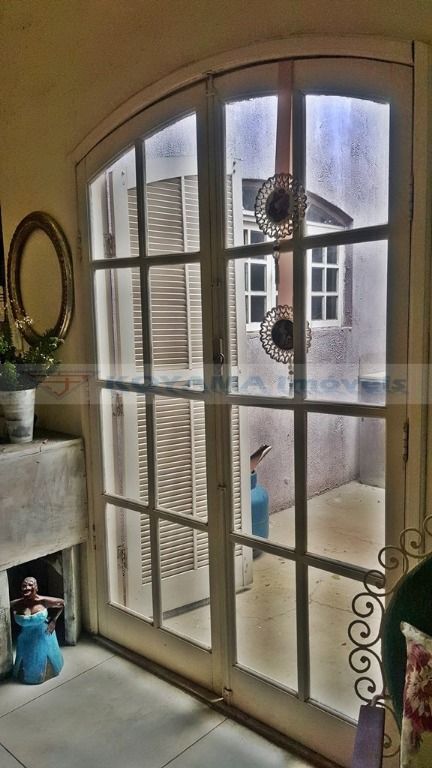 Sobrado à venda no Saúde: 