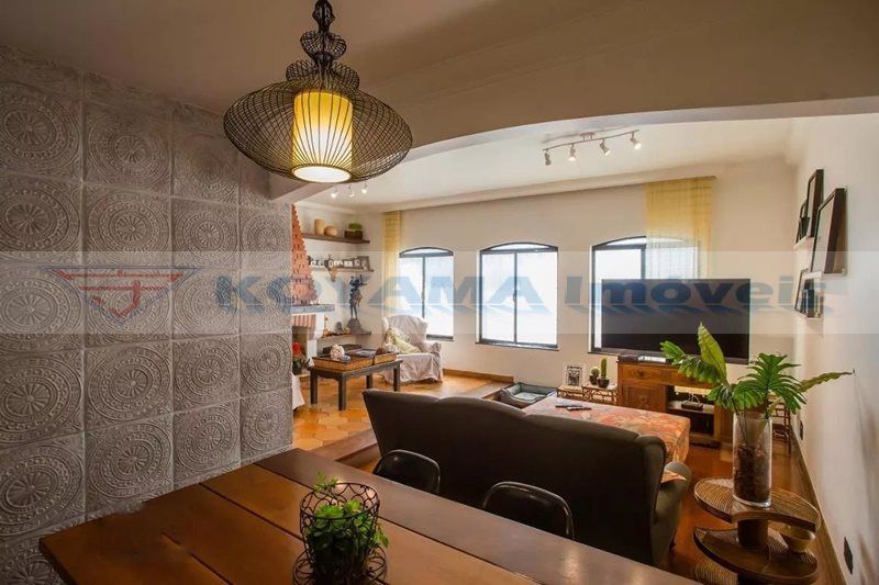 Sobrado à venda no Bosque da Saúde: 