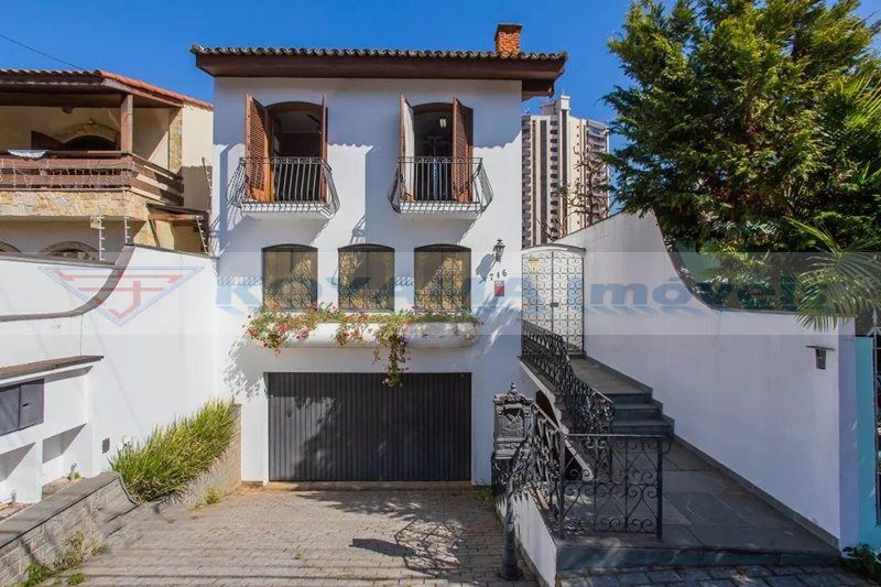 Sobrado à venda no Bosque da Saúde: 