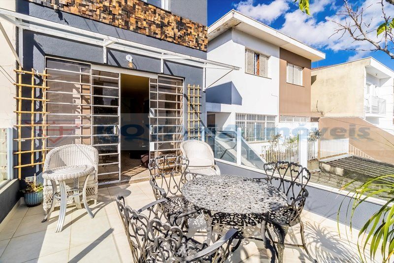 Sobrado à venda no Bosque da Saúde: 