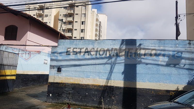 Terreno à venda no Saúde: 