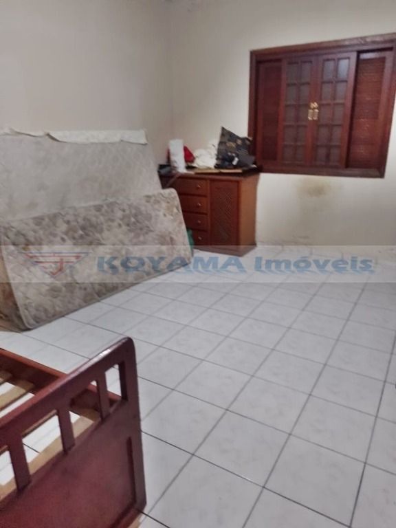 Casa à venda no Taboão: 