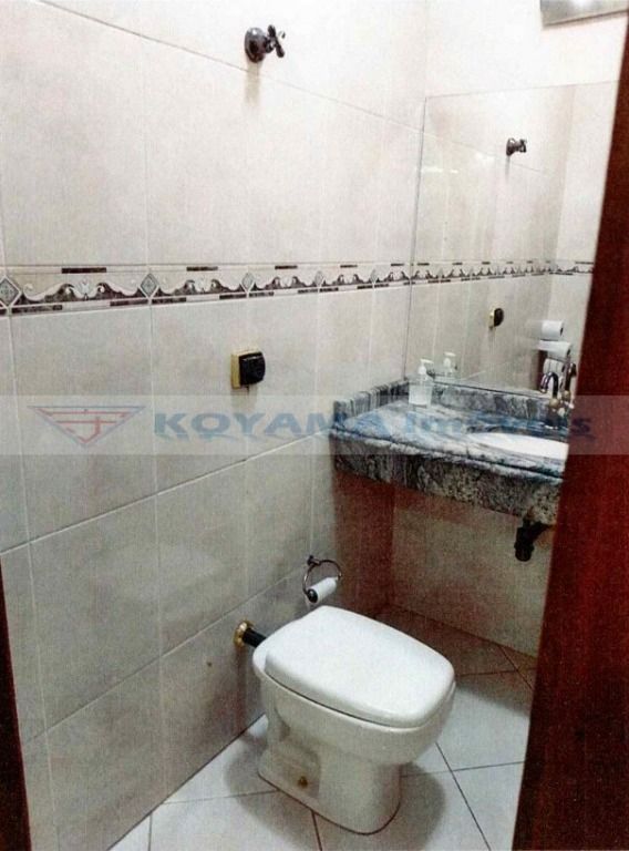 Sobrado à venda no Centro: 