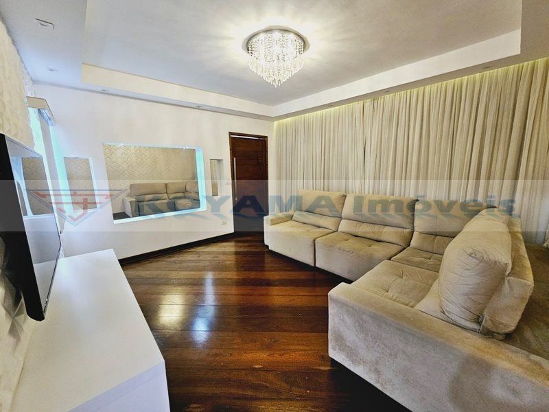 Sobrado à venda no Jardim das Maravilhas: 