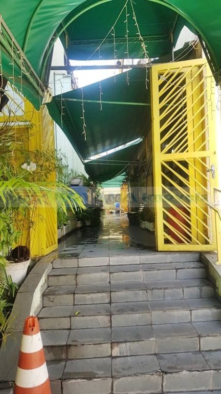 Prédio à venda no Vila Gumercindo: 