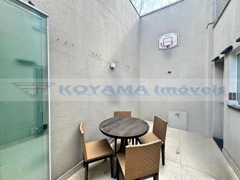 Sobrado à venda no Vila Gumercindo: 