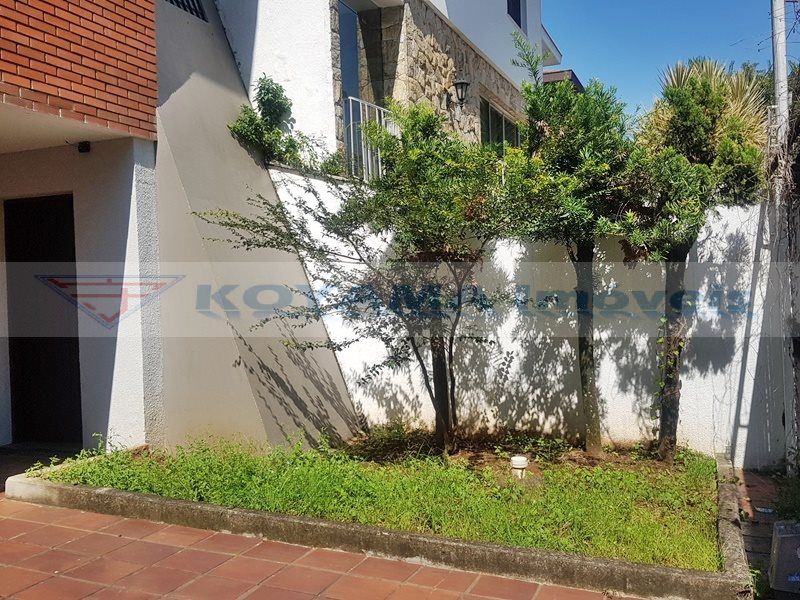 Sobrado à venda no Bosque da Saúde: 