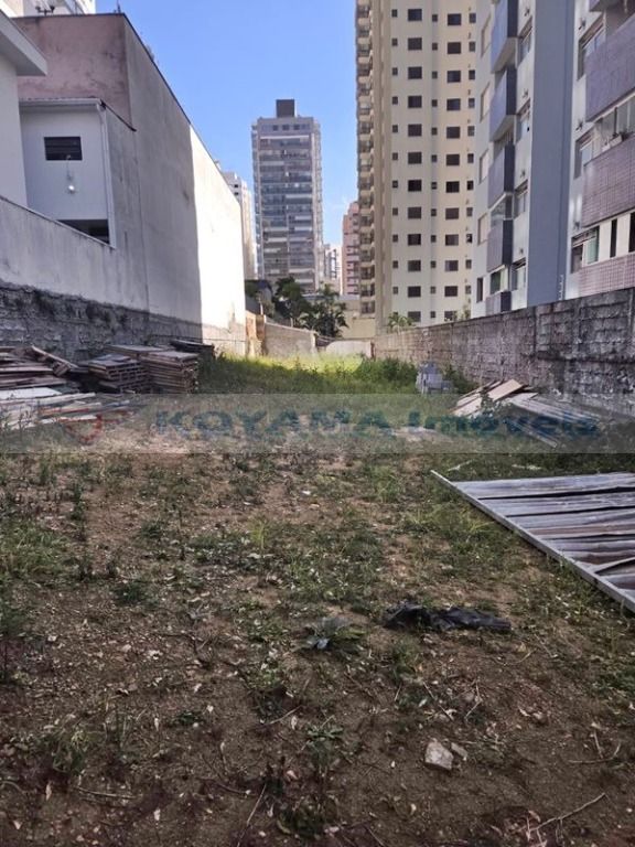 Terreno à venda no Vila da Saúde: 