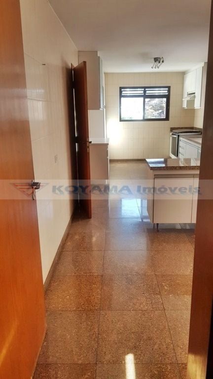 Sobrado à venda no Bosque da Saúde: 