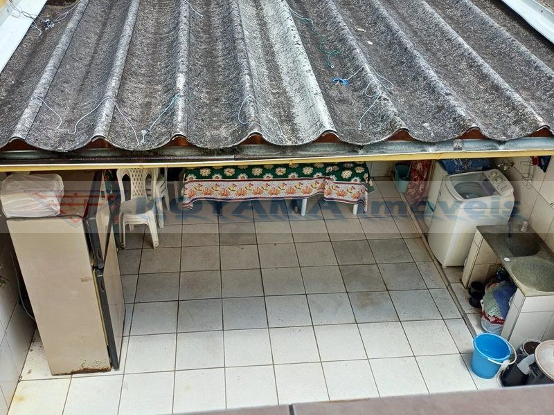 Sobrado à venda no Paulicéia: 