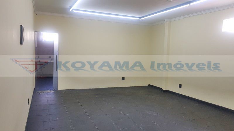 Sala para aluguel no Saúde: 