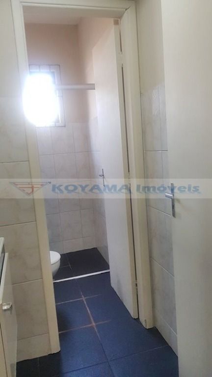 Sala para aluguel no Saúde: 