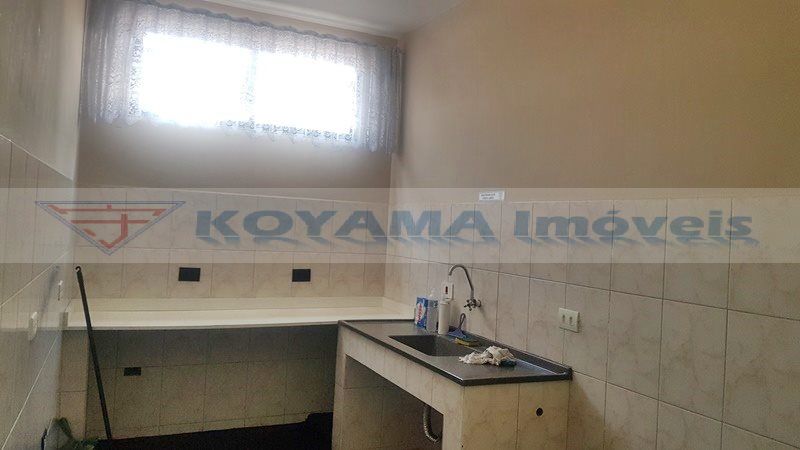 Sala para aluguel no Saúde: 