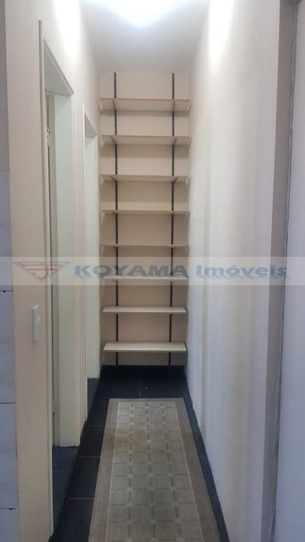 Sala para aluguel no Saúde: 