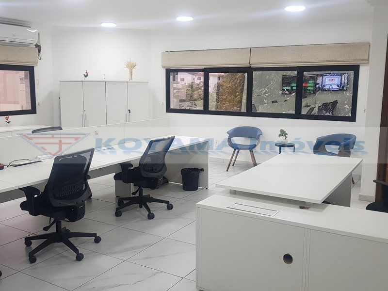 Sala para aluguel no Bosque da Saúde: 