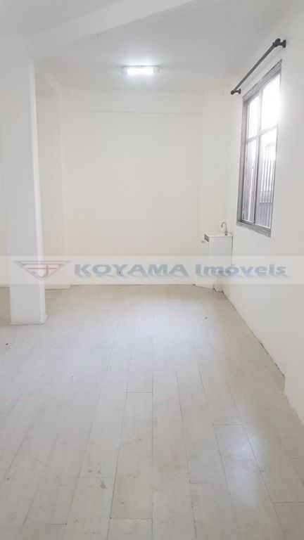 Sala para aluguel no Saúde: 