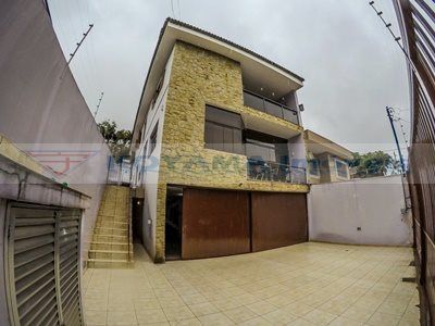 Sobrado para aluguel no Bosque da Saúde: 