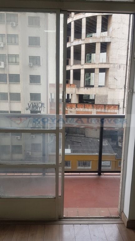 Sala para aluguel no Centro: 