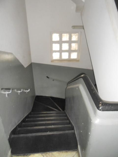 Sala para aluguel no Saúde: 